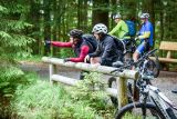 Radfahrer bei kurzer Pause &copy; Daniela Blöchinger